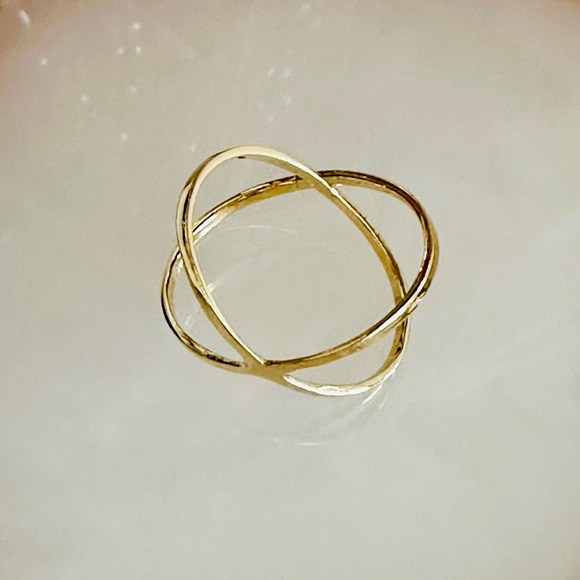 X Ring. 💛 Real 18(18k) Karat Solid Gold Jewelry - Picture 5 of 9